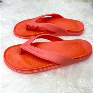 Hush Puppies |Orange Unisex sandals 11.0 W - 9.0 Men